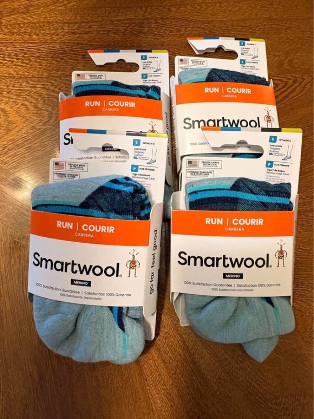 NWT Smartwool Women's Run Low Ankle Socks, Size S (4-6.5) would also fit size 7.